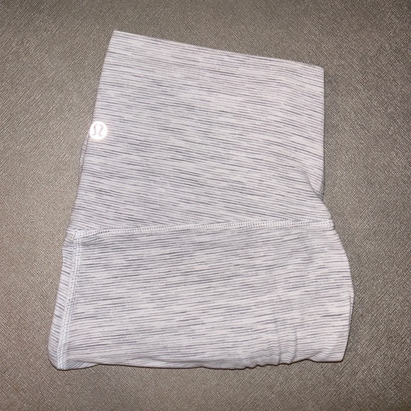 Lululemon align high rise pant 25” - Picture 2 of 8